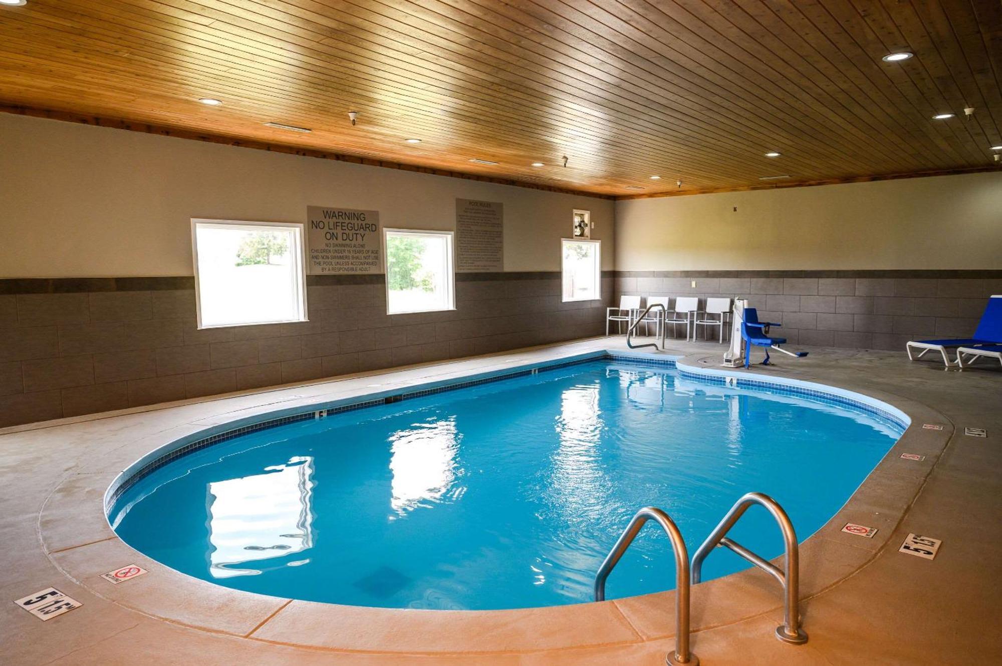 Country Inn & Suites By Radisson, Greenfield, In Экстерьер фото